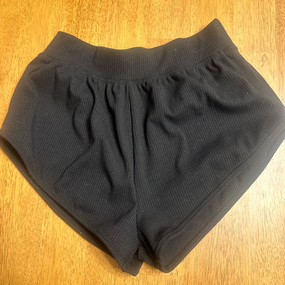 Black Women's Athletic Shorts - Comfortable High-Waist Active Shorts